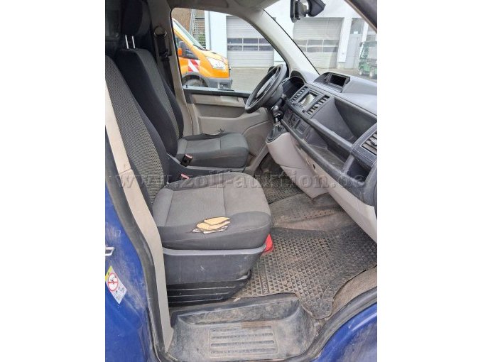 Innenansicht, Defekter Beiffahrersitz