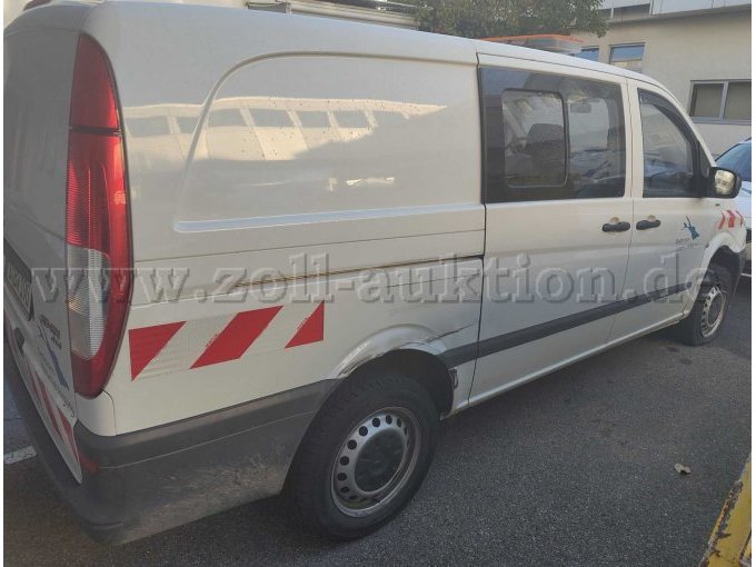 1 Transporter Mercedes Benz Vito 113 CDI Allrad,Typ: 639/5, defekt, Unfallfahrzeug – foto 9 – kavel bij Zoll-Auktion, Stuttgart
