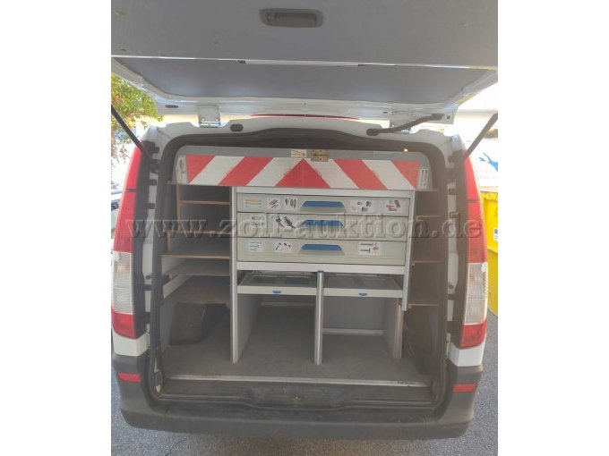 1 Transporter Mercedes Benz Vito 113 CDI Allrad,Typ: 639/5, defekt, Unfallfahrzeug – foto 8 – kavel bij Zoll-Auktion, Stuttgart