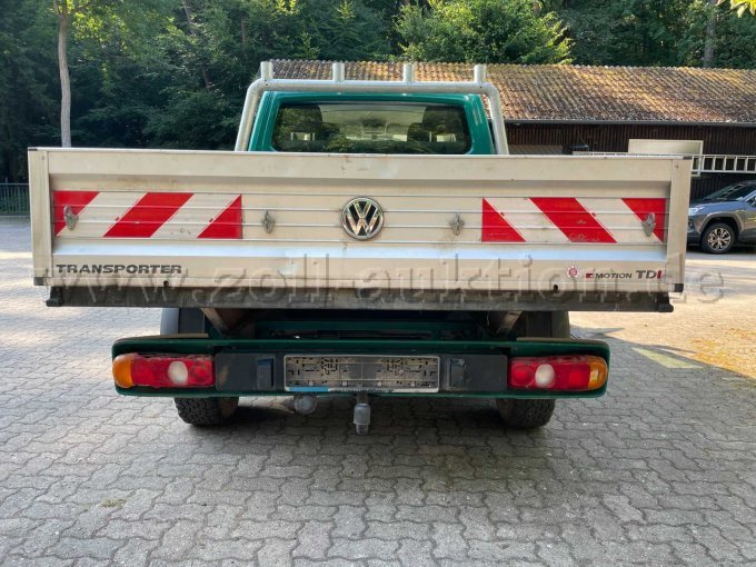 1 bestelwagen met laadbak - Volkswagen T6 Doka, defect – foto 4 – kavel bij Zoll-Auktion, Hamburg