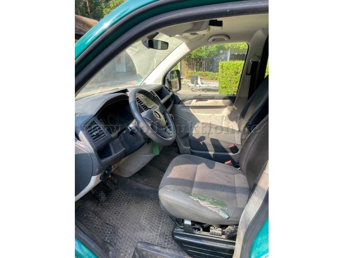 1 bestelwagen met laadbak - Volkswagen T6 Doka, defect – foto 5 – kavel bij Zoll-Auktion, Hamburg