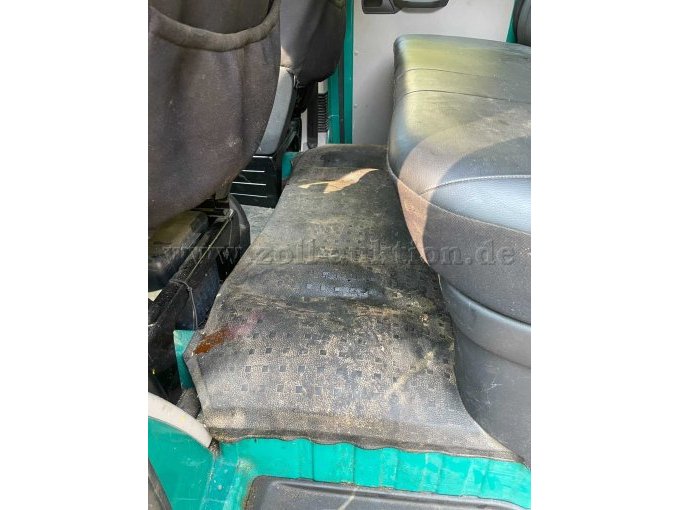 1 bestelwagen met laadbak - Volkswagen T6 Doka, defect – foto 7 – kavel bij Zoll-Auktion, Hamburg