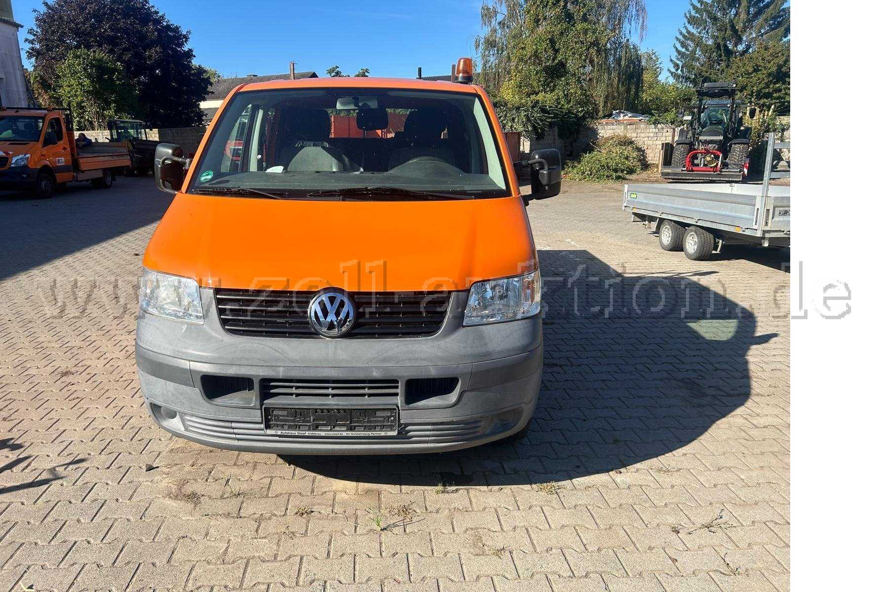 1 furgoneta VW camión caja abierta, doble cabina, defectuosa - para piezas