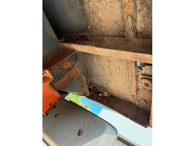 1 Transporter VW T5 Allrad und offenen Kasten – foto 13 – kavel bij Zoll-Auktion, Kirchzarten