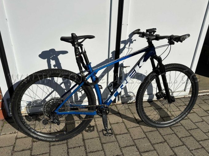 Trek Cross Country-Hardtail "Procaliber 9.7" Gesamtansicht