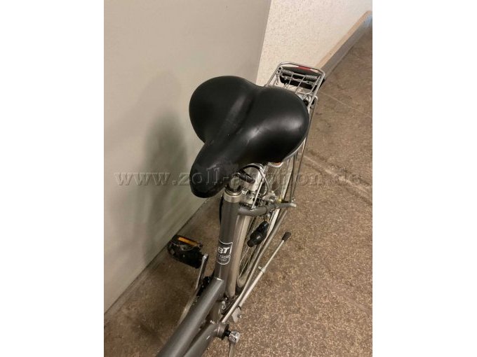 Sattel Gebrauchsspuren vorn
