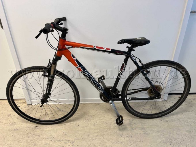 1 Trekking-E-Bike und 9 Räder im Konvolut, verschiedene Arten und Marken – foto 10 – kavel bij Zoll-Auktion, Hamburg