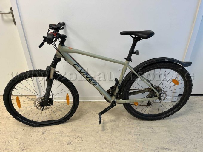 1 Trekking-E-Bike und 9 Räder im Konvolut, verschiedene Arten und Marken – foto 3 – kavel bij Zoll-Auktion, Hamburg
