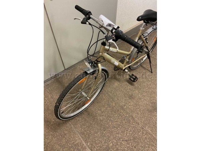 1 Trekkingrad "Comfort outdoor 18 speed",26 Zoll – foto 5 – kavel bij Zoll-Auktion, Zwickau
