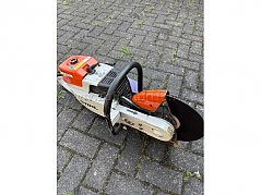 Gesamtansicht des Trennschleifers