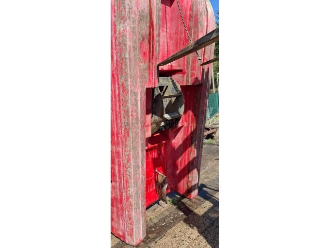 Tretboot Nr. 3 von unten mit Steuerteil und Antrieb