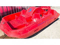 Tretboot Nr. 5 schräg seitlich