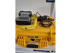 Trimble TSC3-Feldrechner mit Zubehör