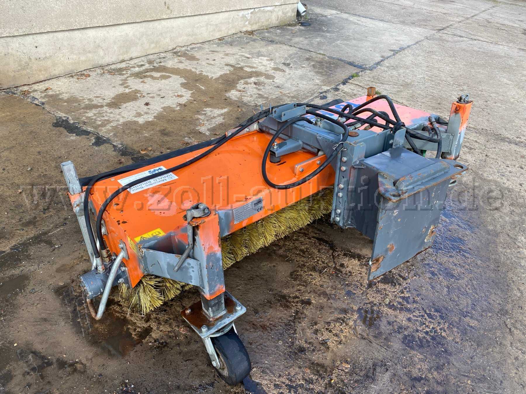 Anbauteil Kehrbürste Gesamtansicht