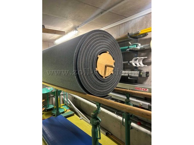 Seitenansicht aufgerollt