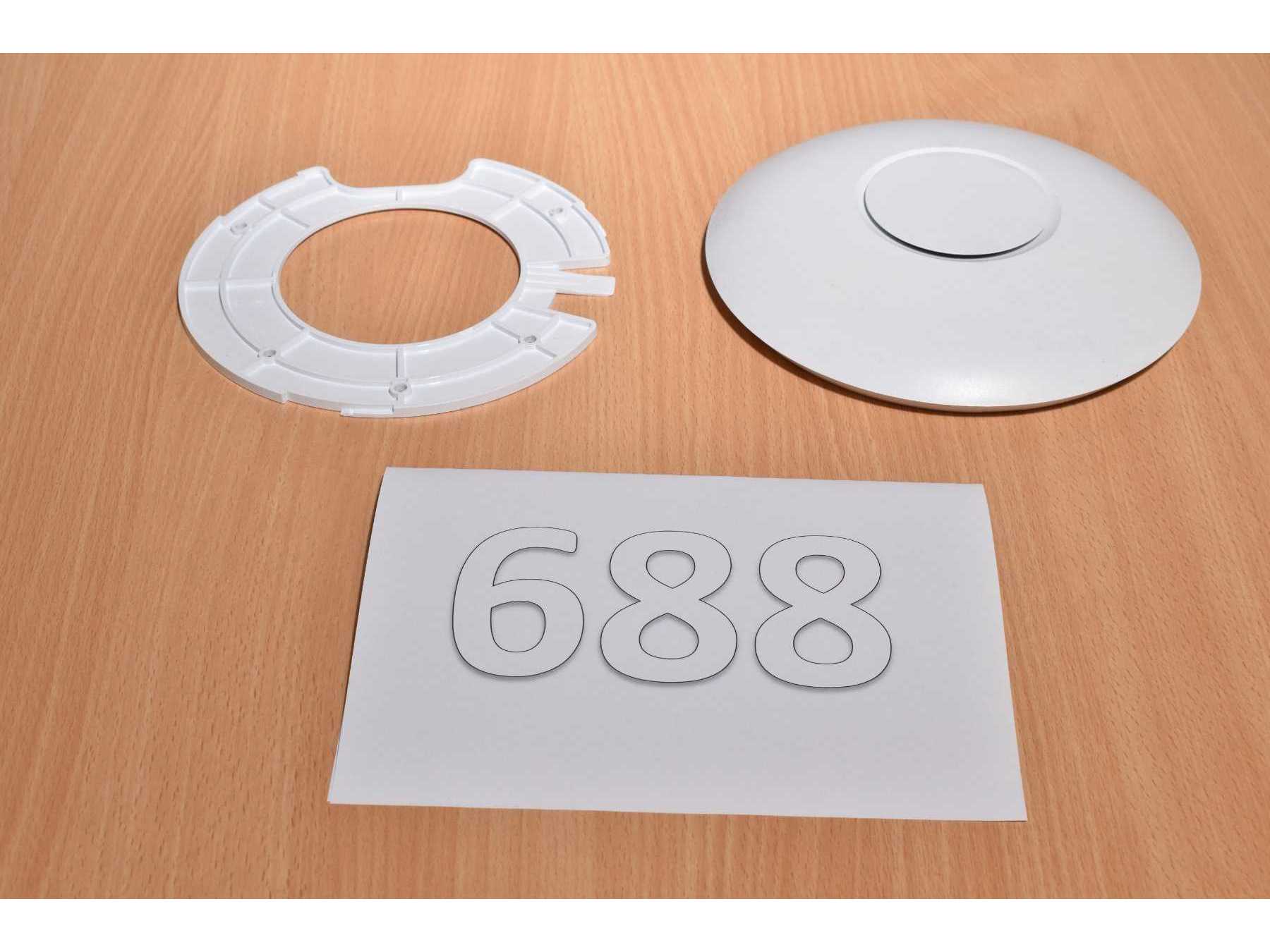 Ubiquiti UniFi AC PRO – WLAN Access Point 
Gesamtansicht