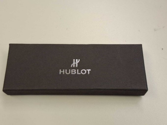 Verpackung geschlossen