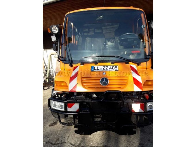 Unimog von vorne