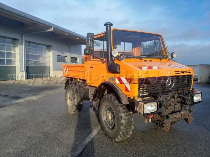 Unimog schräg