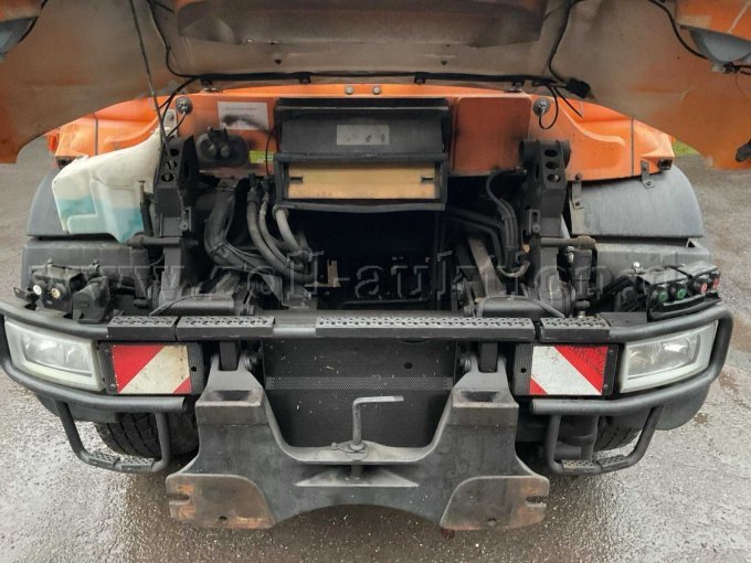 ein Blick unter die Haupe