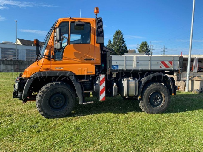 Unimog rechte Seite
