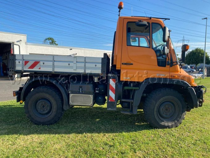 Unimog linke Seite