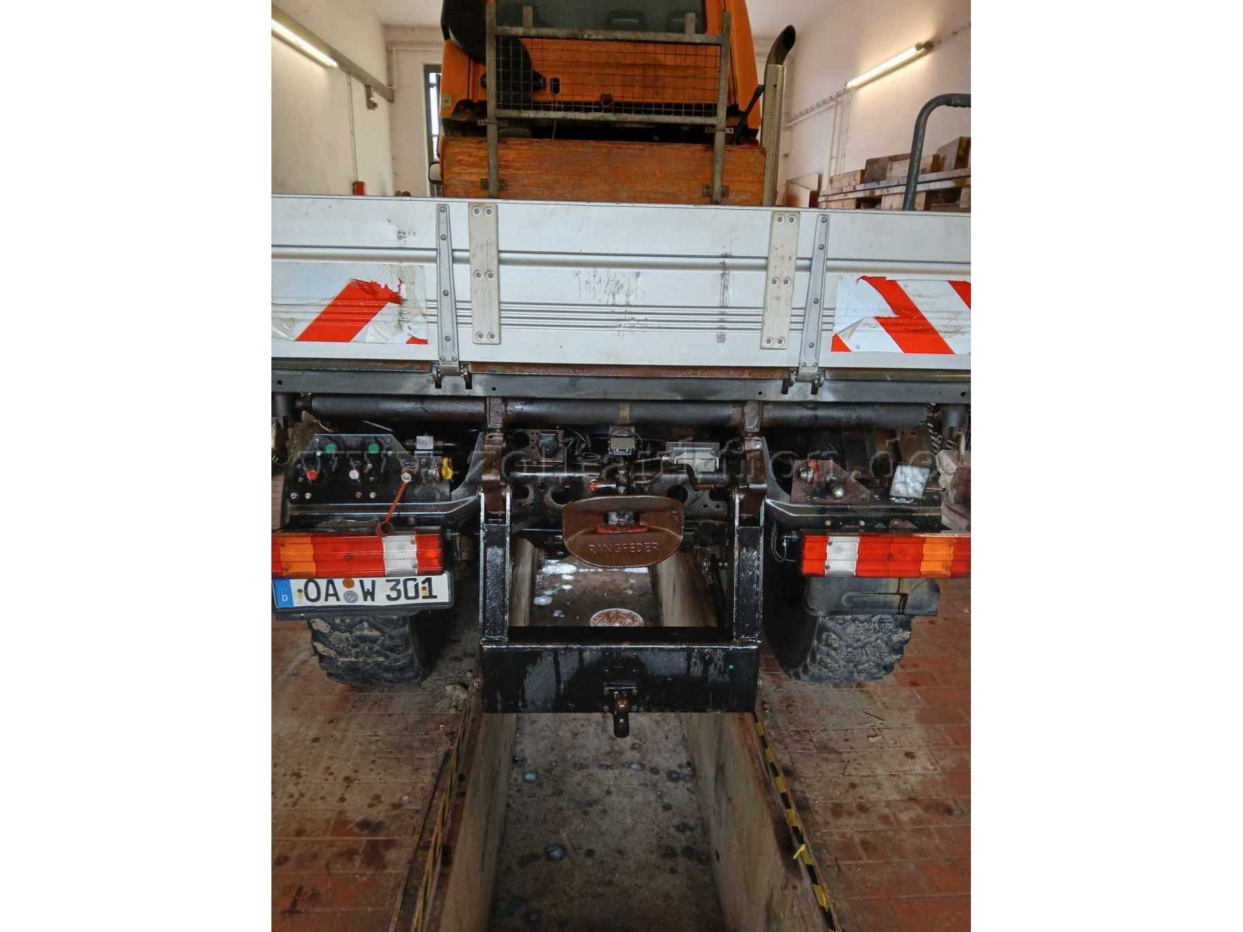 Unimog U300 - Heckansicht