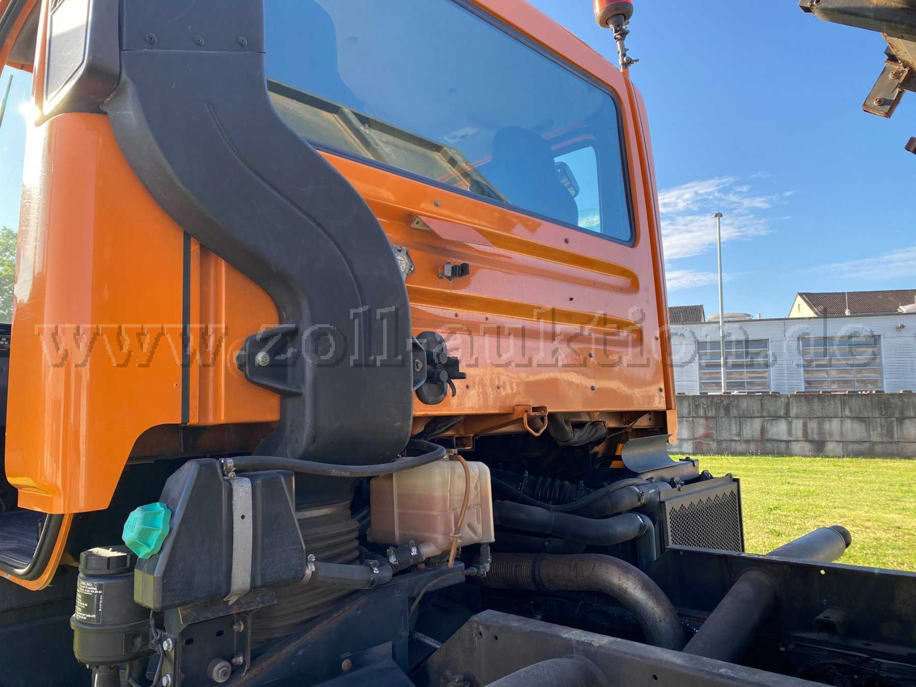 Unimog Fahrerhaus hinten