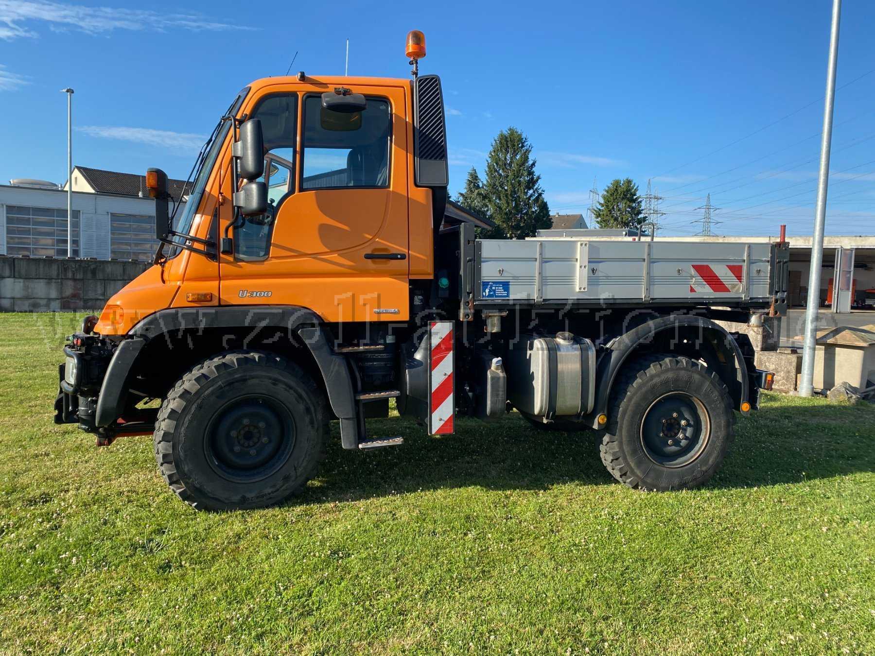 Unimog rechte Seite