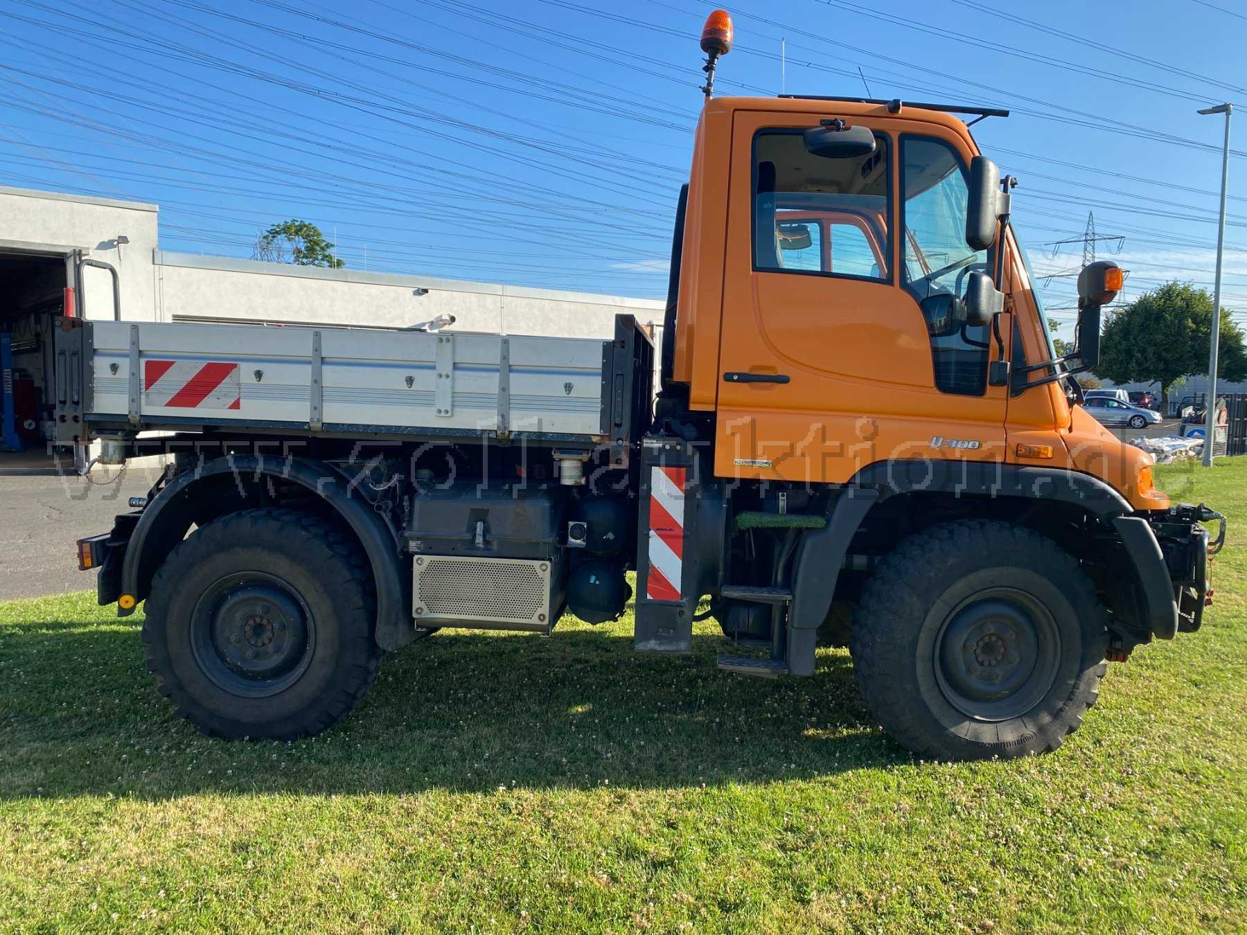 Unimog linke Seite