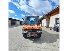 Fahrzeug von vorne