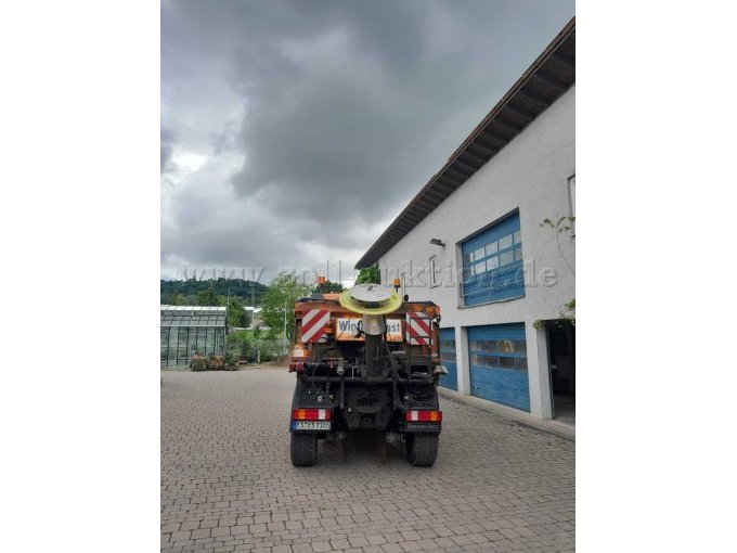 Unimog Ansicht hinten