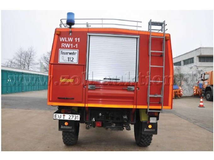 Unimog von Hinten
