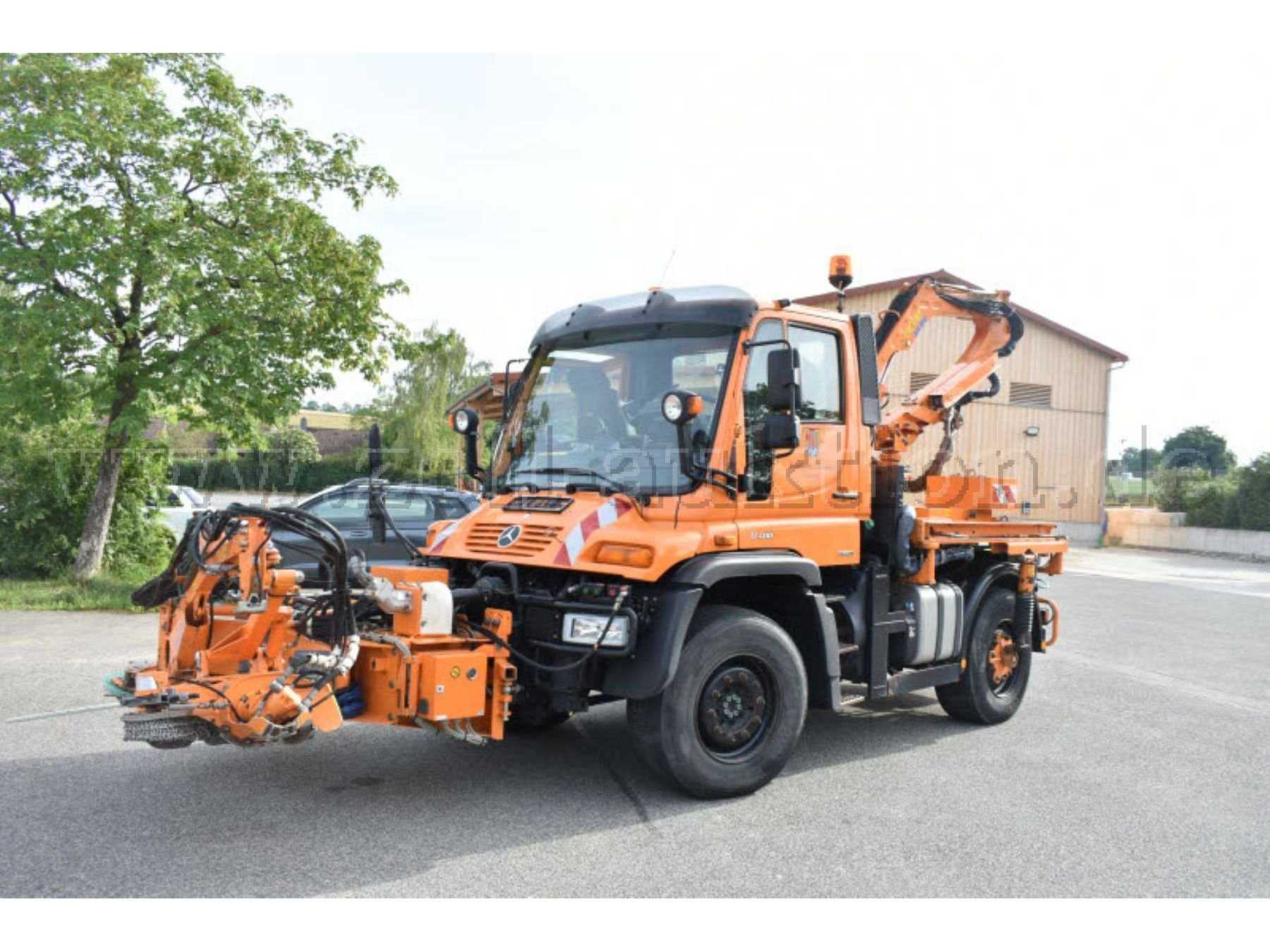 Gesamtansicht Unimog
