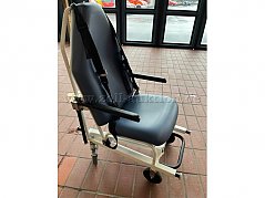 Gesamtansicht des Stuhles