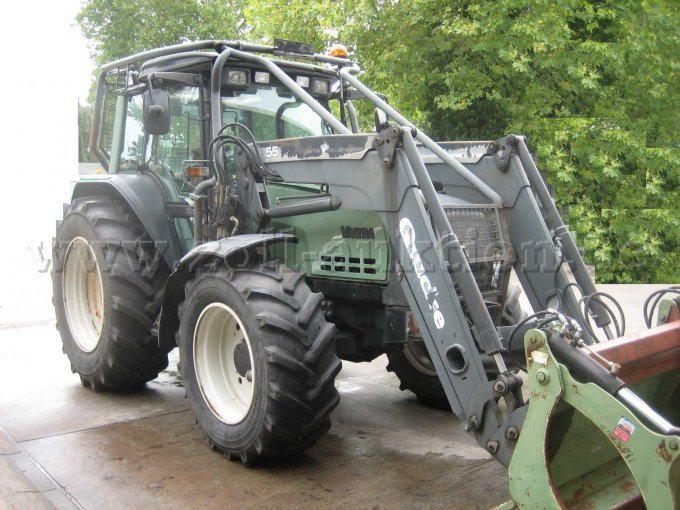 Front, schräg rechts