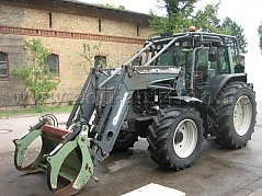 Front, schräg links