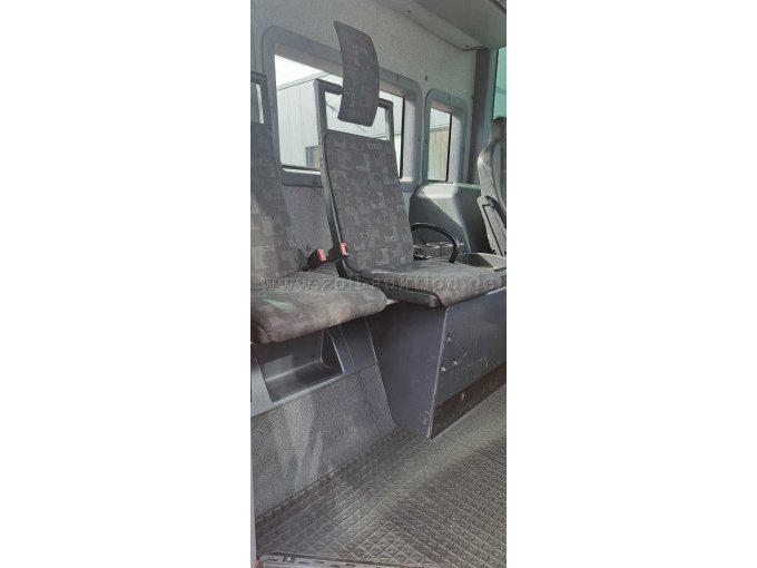 Sitzbereich für 2 Beifahrer