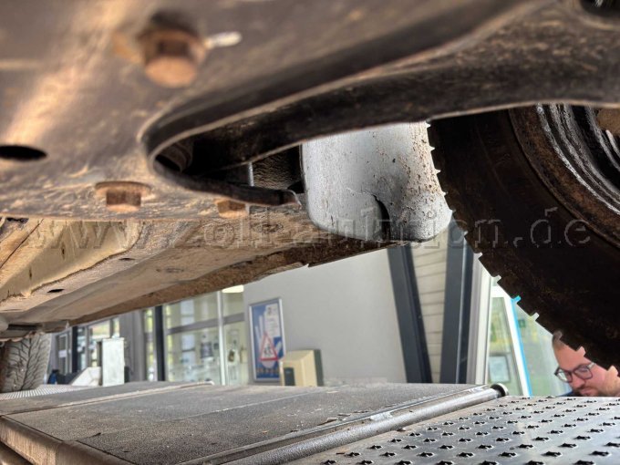 1 VOLKSWAGEN-VW Caddy 2.0 TDI 4MOTION Maxi – foto 19 – kavel bij Zoll-Auktion, Essingen