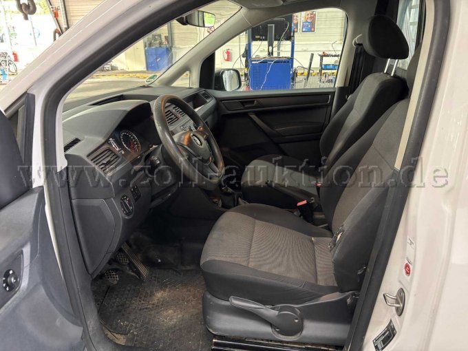 1 VOLKSWAGEN-VW Caddy 2.0 TDI 4MOTION Maxi – foto 6 – kavel bij Zoll-Auktion, Essingen