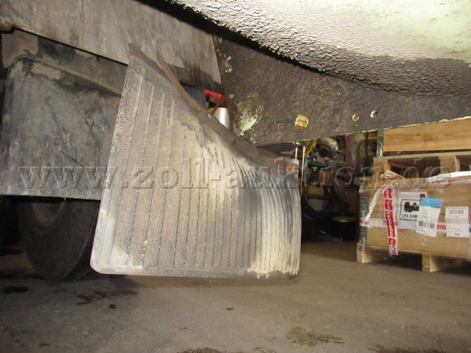 Schmutzfänger gerissen