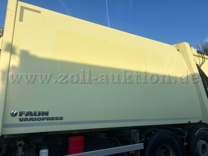 Lackschäden / Abplatzungen durch Beklebung