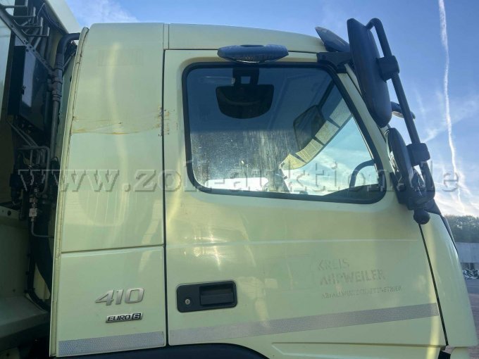 Lackschäden / Abplatzungen durch Beklebung