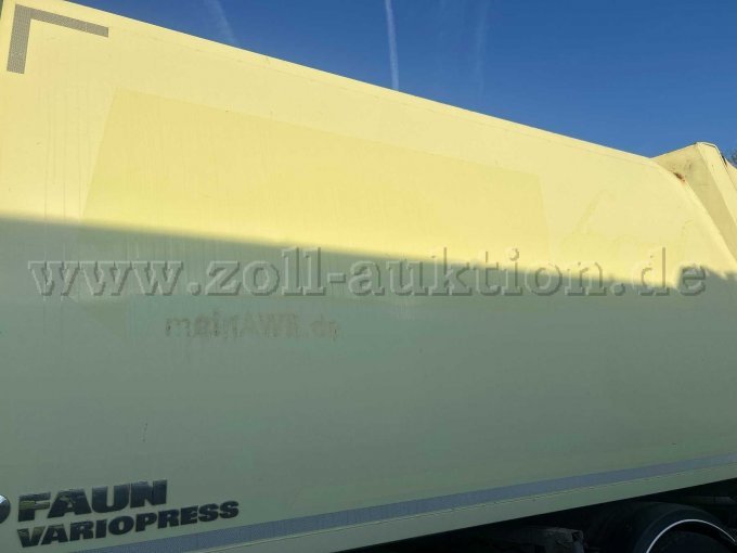 Lackschäden / Abplatzungen durch Beklebung