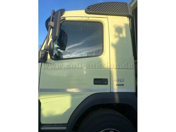 Lackschäden / Abplatzungen durch Beklebung