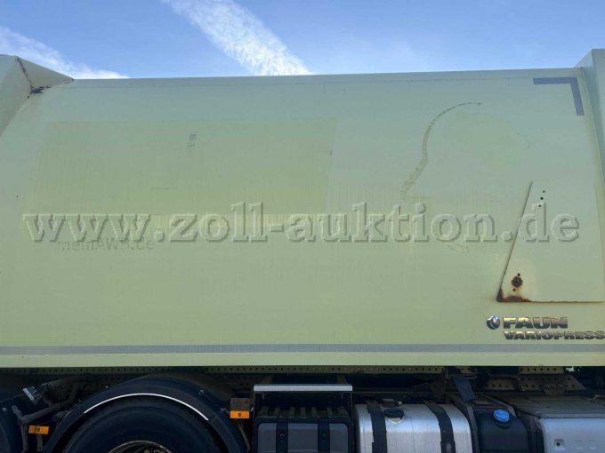 Lackschäden / Abplatzungen durch Beklebung