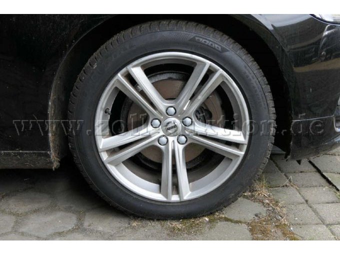 Felge Ansicht von weiter entfernt