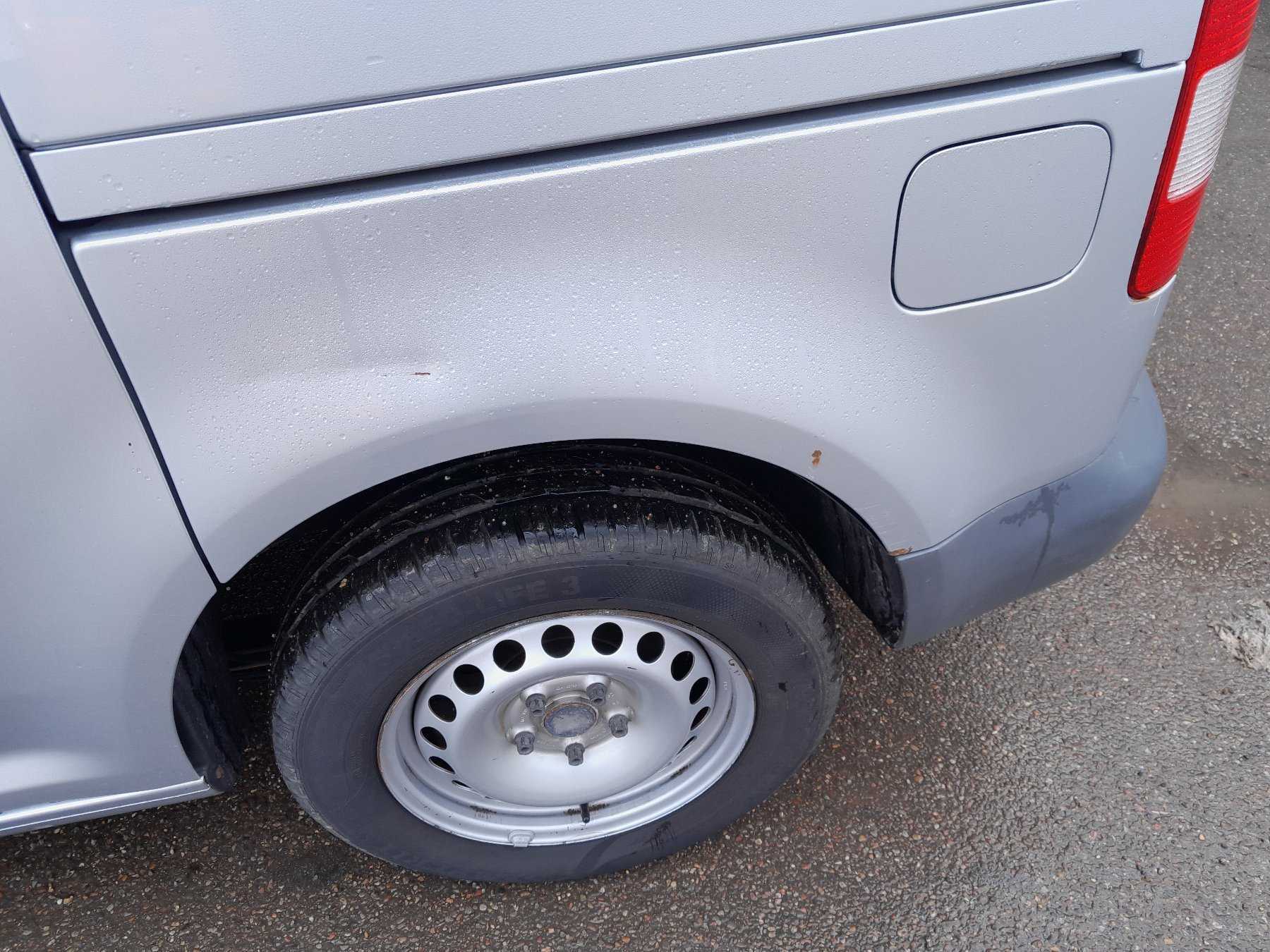 Radlauf links hinten