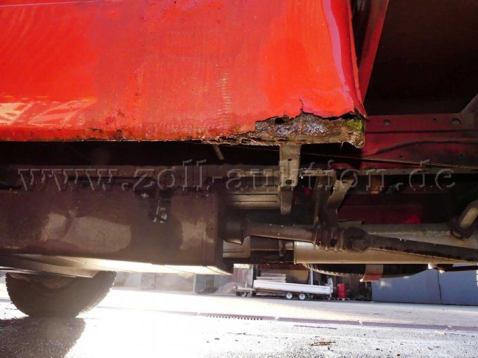 Fahrerseite Kabine unten links
