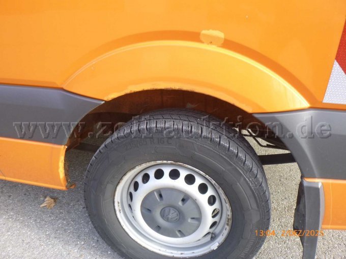 Radlauf hinter links angerostet und Roststelle an Seitenwand hinten links ausgebessert